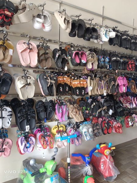 Sandal