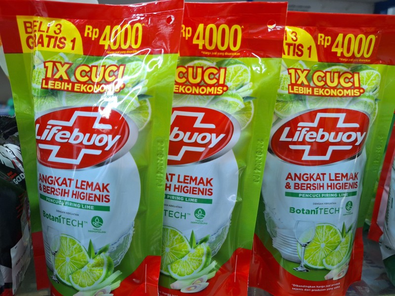 PROMO Lifeboy cuci piring BELI 3 gratis 1