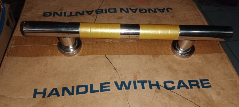 Handle pintu