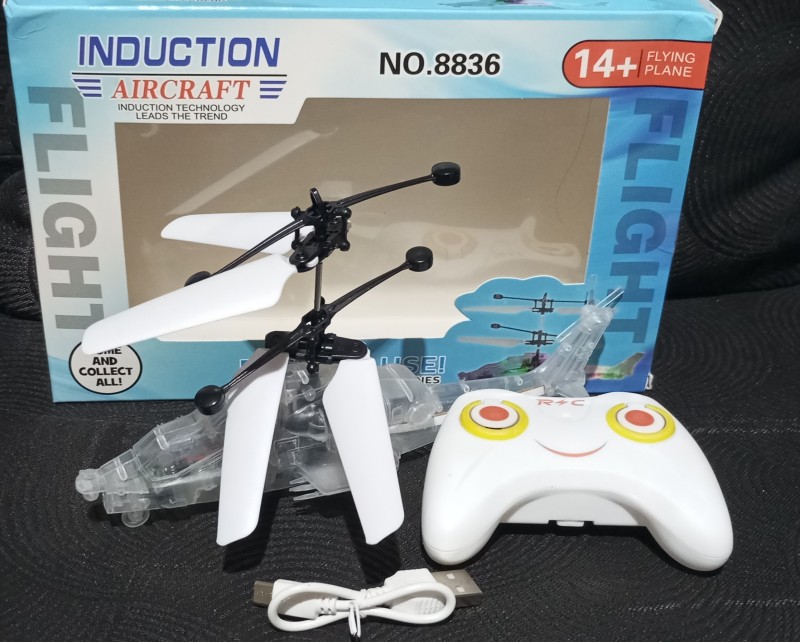 Helikopter miniatur