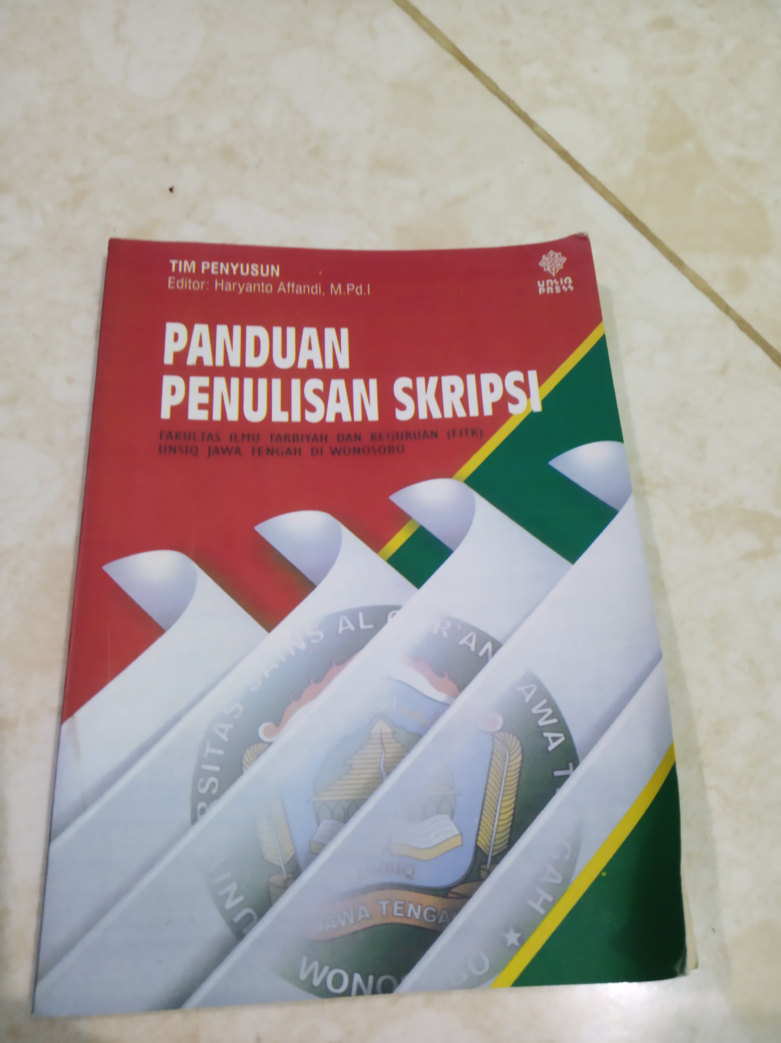 Buku Panduan Penulisan Skripsi