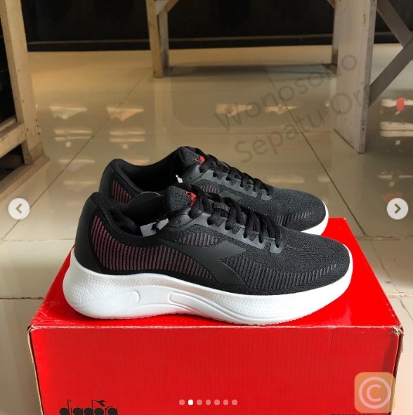 Diadora Fodo - Black Red (Men)