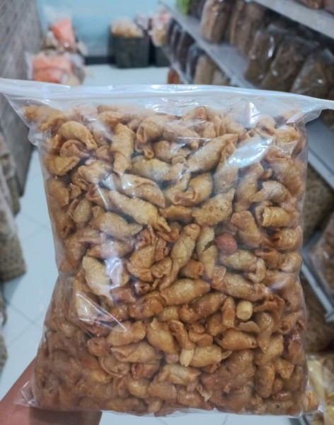 Makanan lebaran kacang molen