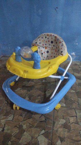 baby walker