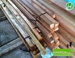 Kayu usuk patok
